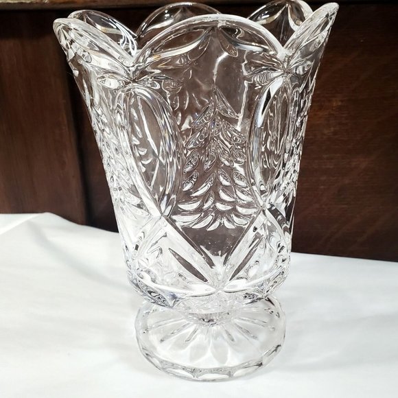 Fifth Avenue Crystal 7.5" Christmas Footed Hurricane Candleholder Vase trees - Picture 2 of 10